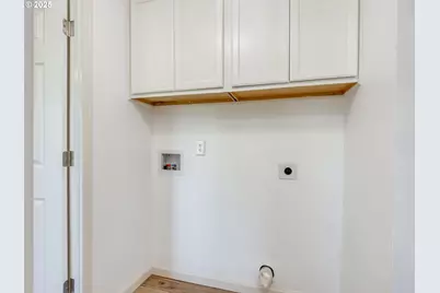 612 N Cascade Dr #23, Woodburn, OR 97071 - Photo 26