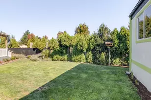 612 N Cascade Dr, Woodburn, OR 97071 - Photo 36