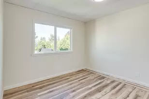 612 N Cascade Dr, Woodburn, OR 97071 - Photo 28