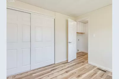 612 N Cascade Dr #23, Woodburn, OR 97071 - Photo 30