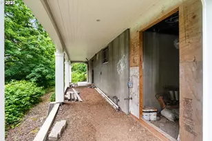 3906 S Kelly Ave, Portland, OR 97239 - Photo 34