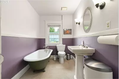 3906 S Kelly Ave, Portland, OR 97239 - Photo 32