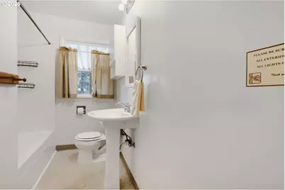 1147 SE 174th Ave, Portland, OR 97233 - Photo 14