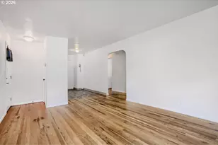 1147 SE 174th Ave, Portland, OR 97233 - Photo 6