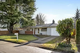 16560 SE Haig Dr, Portland, OR 97236 - Photo 2