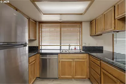 12173 SE 104th Ct, Happy Valley, OR 97086 - Photo 10