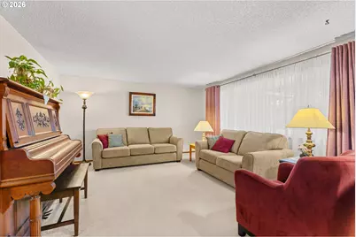 5245 SW 205th Ct, Aloha, OR 97078 - Photo 4