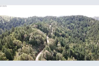 8143 Tiller Trail Hwy, Canyonville, OR 97417 - Photo 12