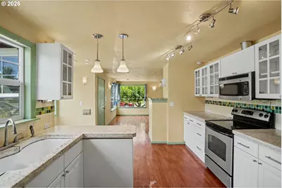 641 NW 28th St, Corvallis, OR 97330 - Photo 18
