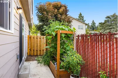 10971 SE Holgate Blvd, Portland, OR 97266 - Photo 32