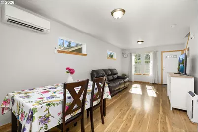 10971 SE Holgate Blvd, Portland, OR 97266 - Photo 8