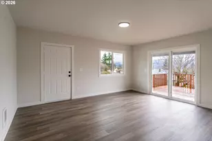 403 NW Roselawn St, Stevenson, WA 98648 - Photo 6