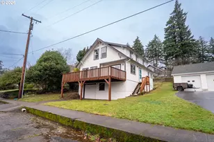 403 NW Roselawn St, Stevenson, WA 98648 - Photo 2