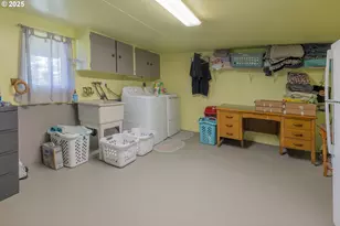 90431 Lewis Rd, Warrenton, OR 97146 - Photo 12