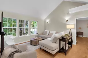 8425 SW Curry Dr, Wilsonville, OR 97070 - Photo 10