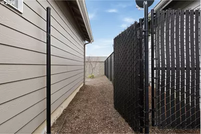 2045 SE Academy St, Dallas, OR 97338 - Photo 28