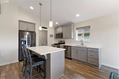 2045 SE Academy St, Dallas, OR 97338 - Photo 10