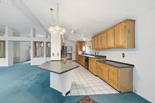 31332 Camas Swale Rd, Creswell, OR 97426 - Photo 8