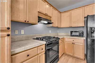 1093 SE Wenlock Ave, Hillsboro, OR 97123 - Photo 10