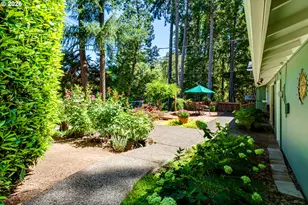 365 E 50th Ave, Eugene, OR 97405 - Photo 26