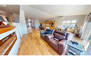 30420 Sawyer Wy, Gold Beach, OR 97444 - Photo 18