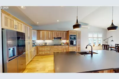 30420 Sawyer Way, Gold Beach, OR 97444 - Photo 8