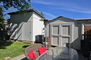 285 NE College St, Dufur, OR 97021 - Photo 28