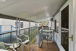 205 S 54th St, Springfield, OR 97478 - Photo 22