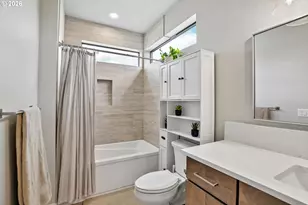 10706 SE 13th Cir, Vancouver, WA 98664 - Photo 32