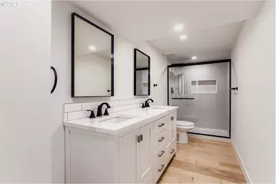 122 NE 44th Ave, Portland, OR 97213 - Photo 12