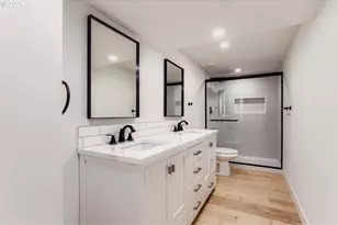 122 NE 44th Ave, Portland, OR 97213 - Photo 12