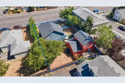 3223 SE 122nd Ave, Portland, OR 97236 - Photo 4