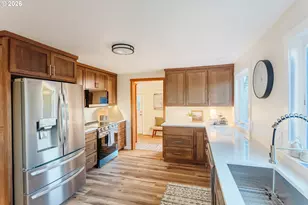 5423 Mt Vernon Rd, Springfield, OR 97478 - Photo 8