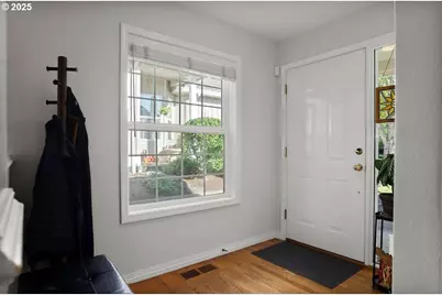 15450 NW Aberdeen Dr, Portland, OR 97229 - Photo 4