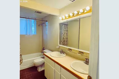 10406 NE Fargo St, Portland, OR 97220 - Photo 18