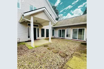 10406 NE Fargo St, Portland, OR 97220 - Photo 44