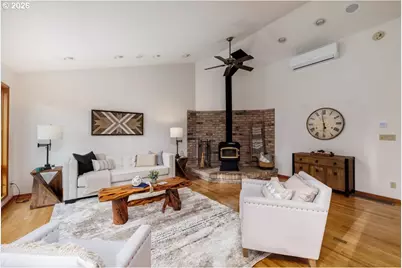 18084 S Red Hereford Ln, Beavercreek, OR 97004 - Photo 6