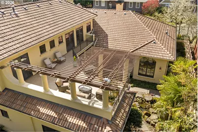 811 NE Brennan Ln, Hillsboro, OR 97124 - Photo 38