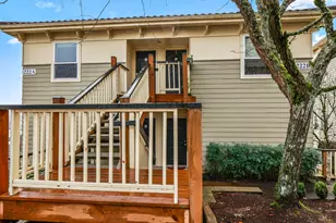 222 NW Uptown Terrace, Portland, OR 97210 - Photo 2