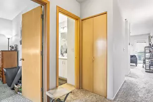 222 NW Uptown Terrace, Portland, OR 97210 - Photo 18