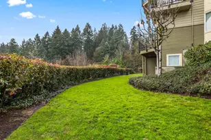 222 NW Uptown Terrace, Portland, OR 97210 - Photo 36