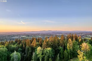 9700 SE Castle Ct, Damascus, OR 97089 - Photo 2