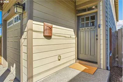 4214 NE 81st Ave, Portland, OR 97218 - Photo 2