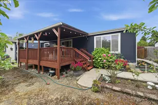 247 1st Ave, Coos Bay, OR 97420 - Photo 40