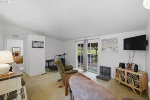 247 1st Ave, Coos Bay, OR 97420 - Photo 20