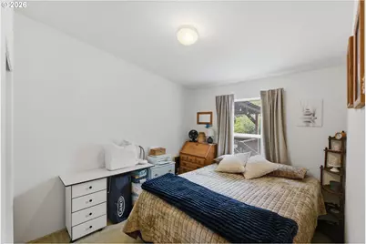 247 1st Ave, Coos Bay, OR 97420 - Photo 10