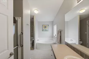 247 1st Ave, Coos Bay, OR 97420 - Photo 24