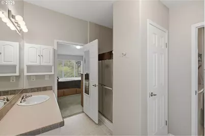 247 1st Ave, Coos Bay, OR 97420 - Photo 26
