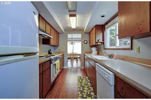 4613 E 18th St, Vancouver, WA 98661 - Photo 6