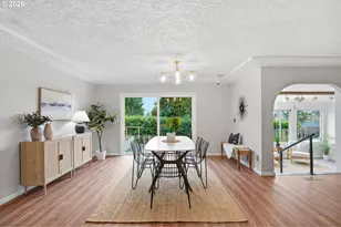 1325 NW 9th St, Gresham, OR 97030 - Photo 8